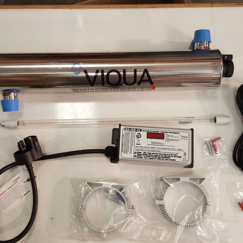 EQUIPO UV, 18 GPM, 30 MJ/CM2, 60W, CONEXION INGRESO - SALIDA 3/4" FNPT / 1" MNPT, CONEXION MIXTA, 200-240V, 50/60 HZ, VH